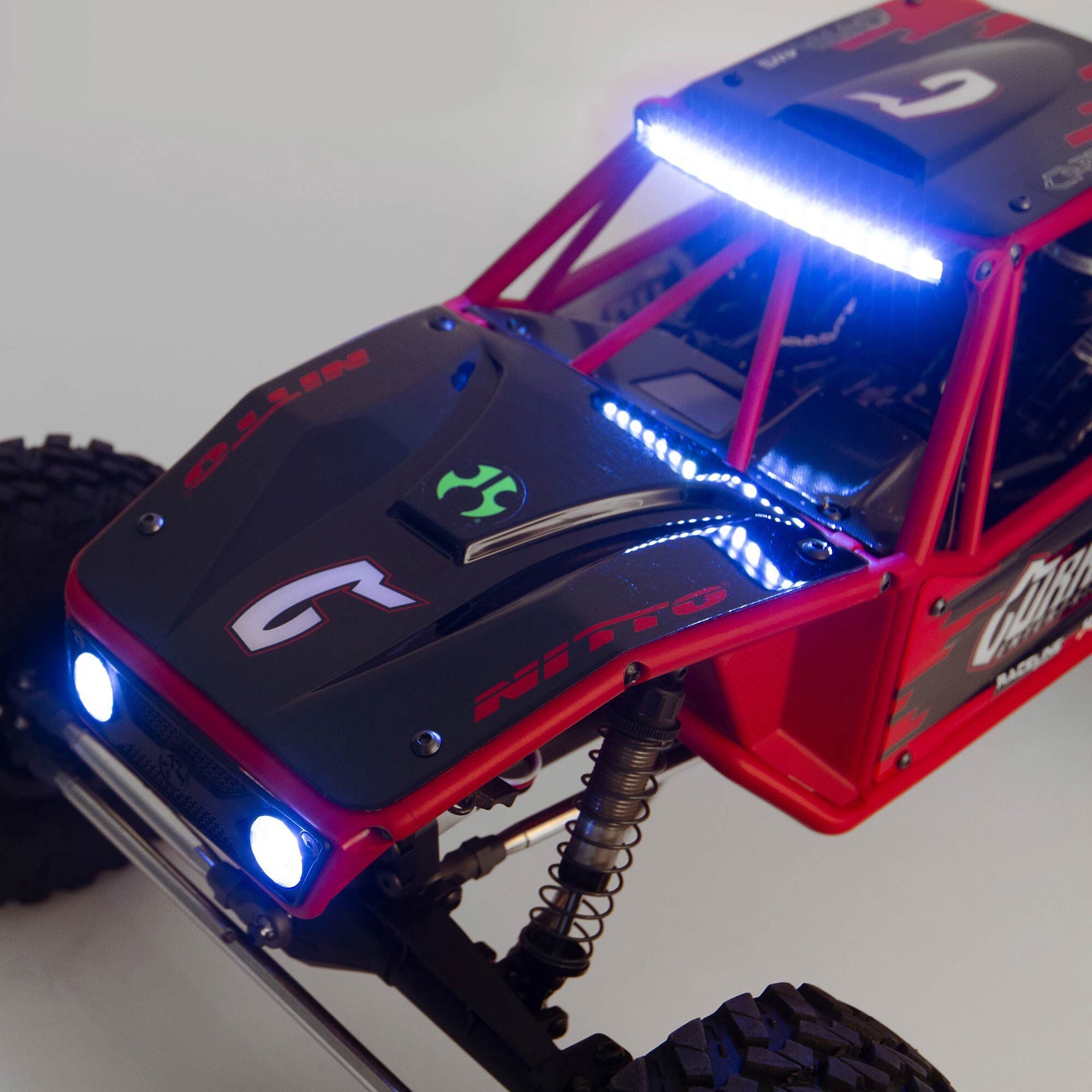 1/10 Capra 1.9 4-Wheel Steer Unlimited Trail Buggy Ready to Run (Black) (AXI03022BT2)