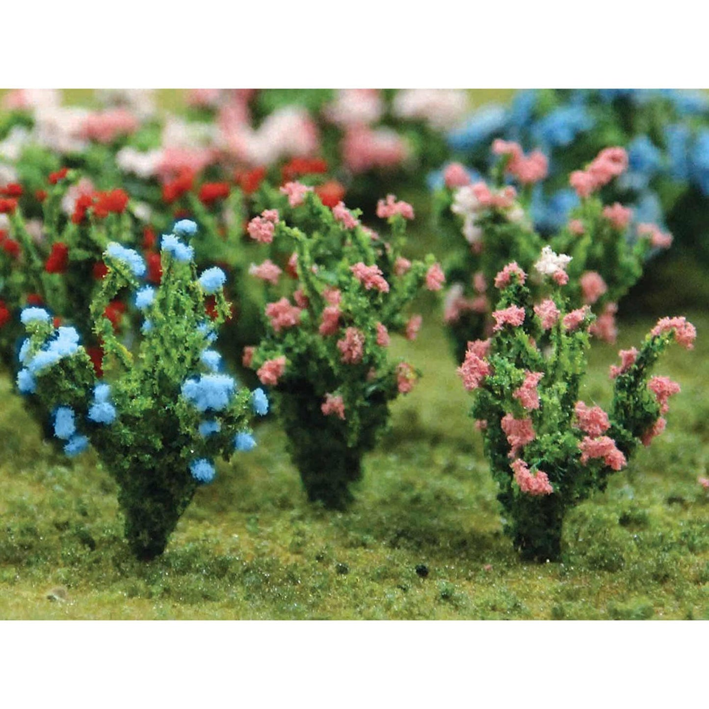 HO Flowering Bushes Pink & Blue 1 Inch Tall (BAC32512)