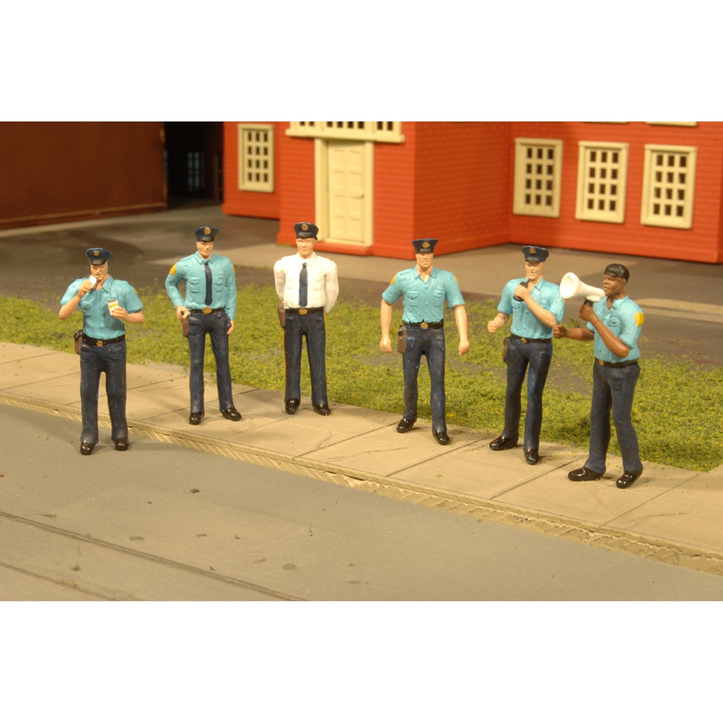 O Police Squad (6) Miniature Figures (BAC33154)