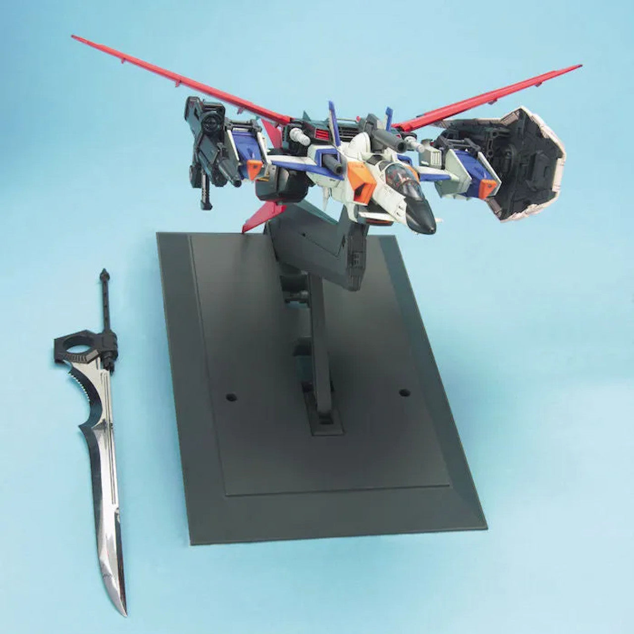 1/60 Perfect Grade MBF-02 Strike Rouge + Skygrasper ORB Mobile Suit Plastic Model Kit (BAN0138257)