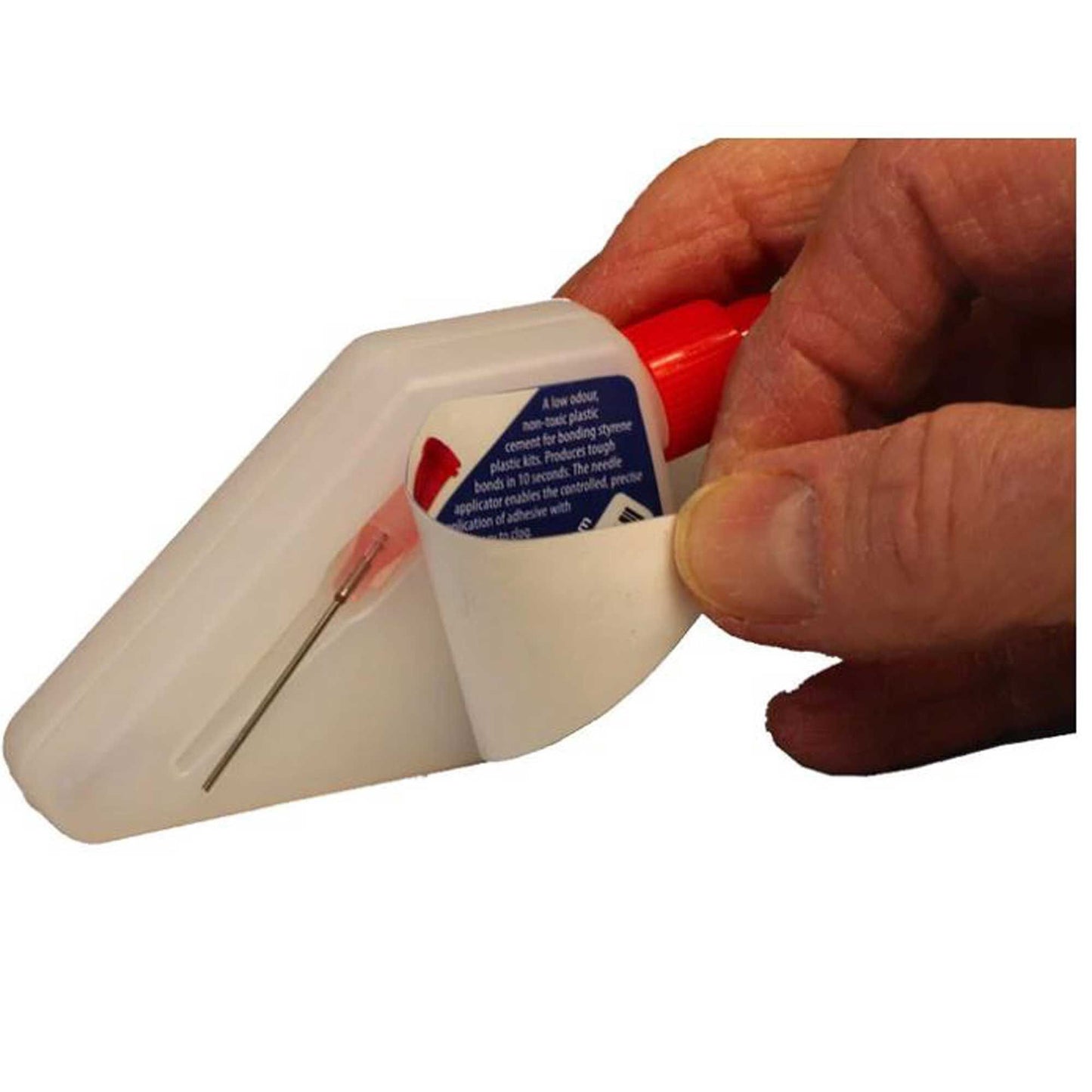 Precision Plastic Glue .88oz (DLMAD92)