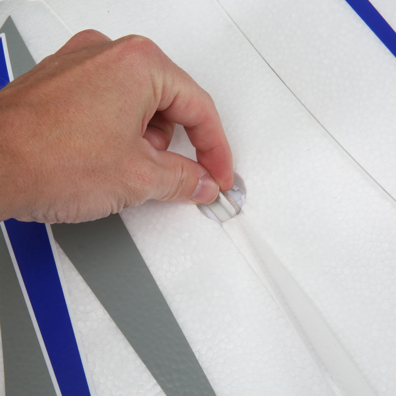 Opterra 2M Wing BNF Basic (EFL111500)_17