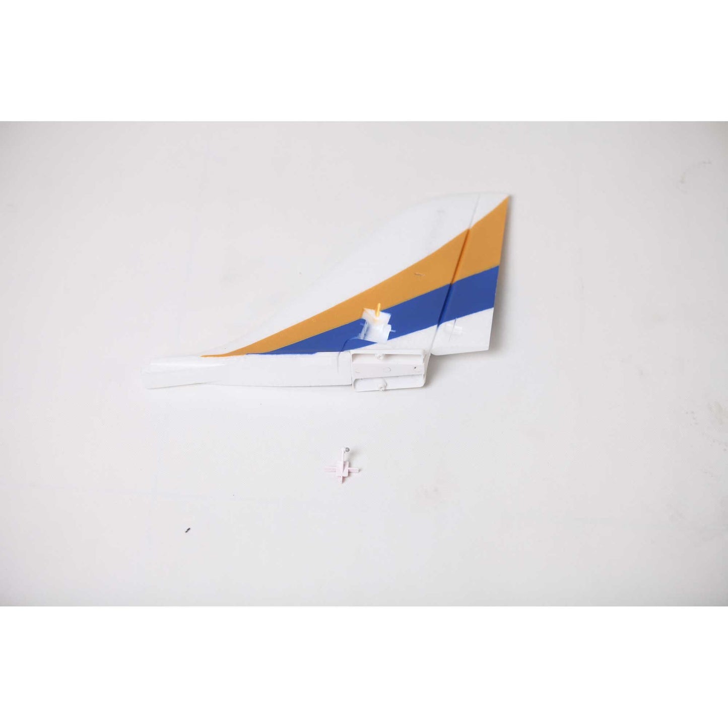 Vertical Stabilizer for Avanti V3 70mm (FMMEA103)