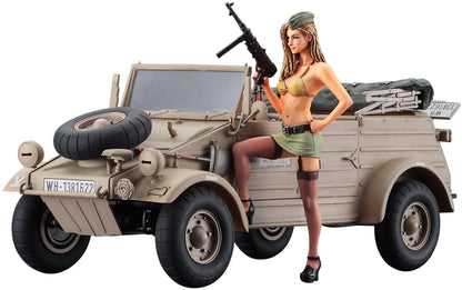 1/24 Pkw.K1 Kubelwagen Type 82 Balloon Tire with Blonde Girl Figure Plastic Model Kit (HSG52273)