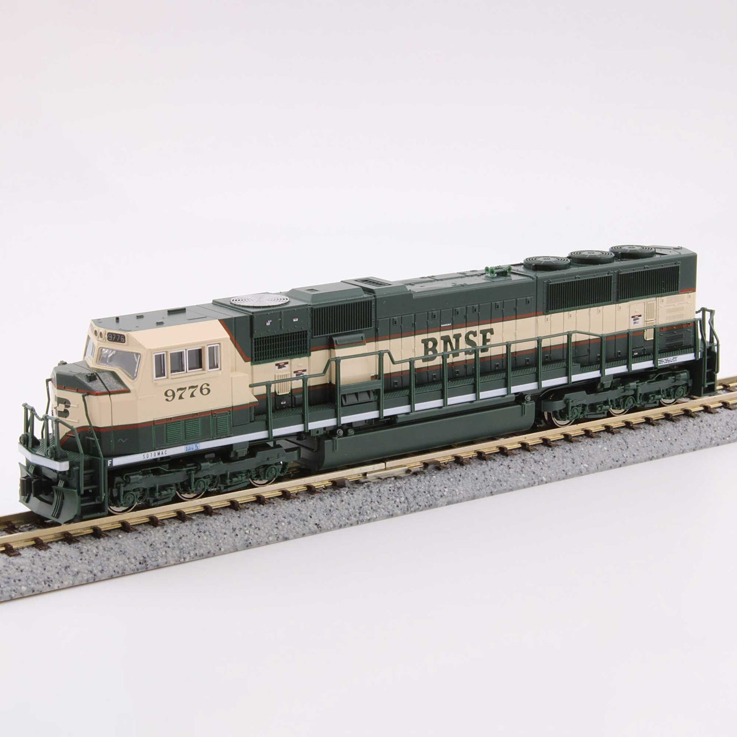 N Scale SD70MAC BNSF Executive Paint Scheme #9779 (KAT176-6312)