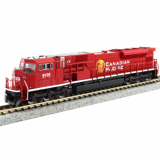 HO EMD SD90/43MAC Locomotive CP 9136 (KAT1765626)