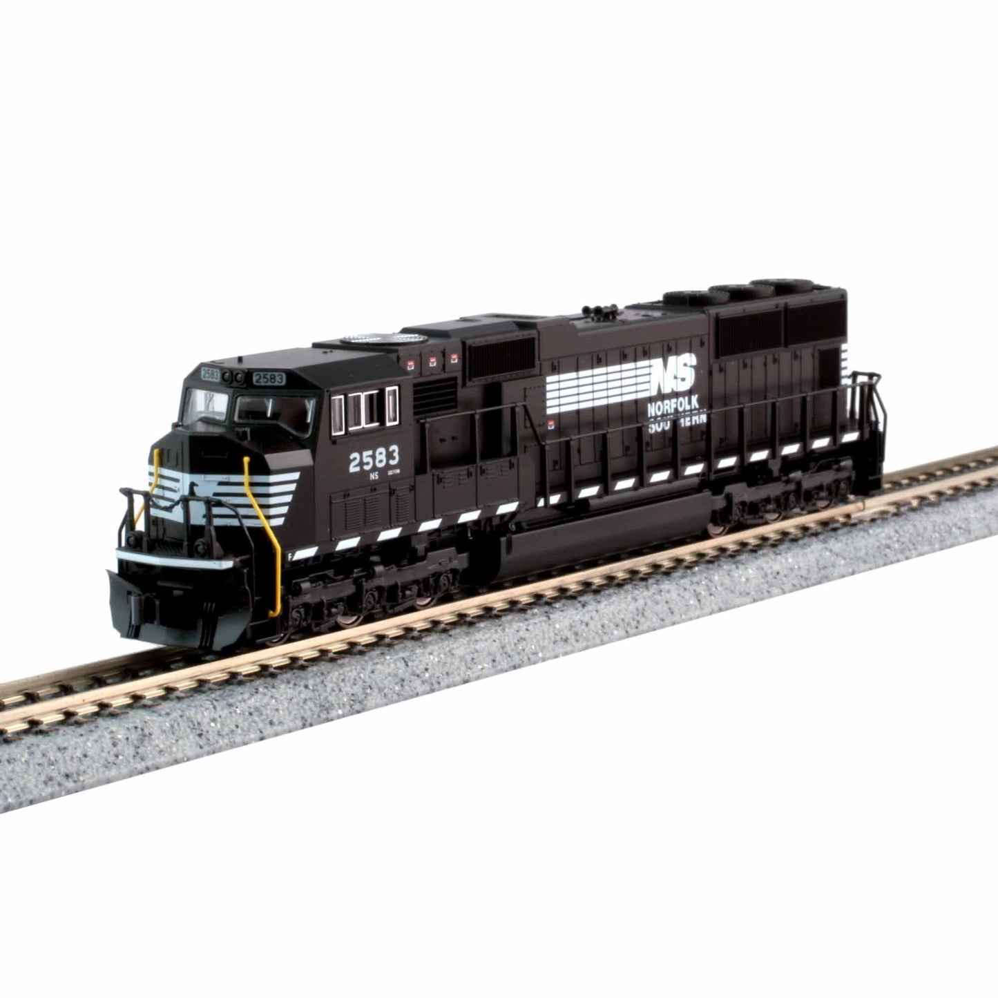 N SD70M Locomotive Flat Radiator NS #2581 with Sound (KAT1767613S)