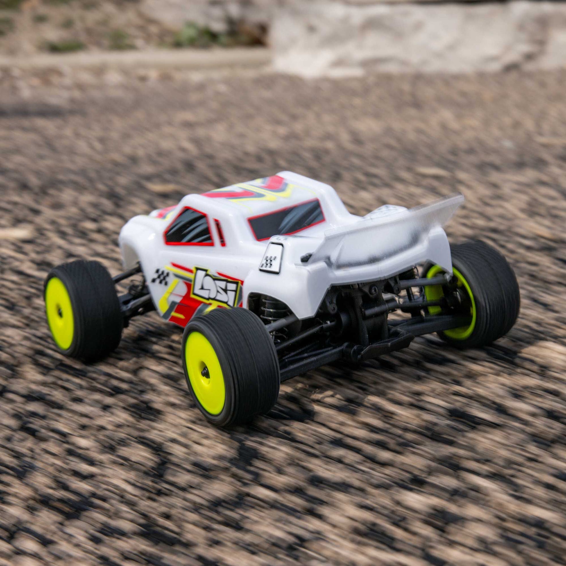 1/28 Micro-T Ready to Run with Battery and Charger (White) (LOS-1392T1) Action Image