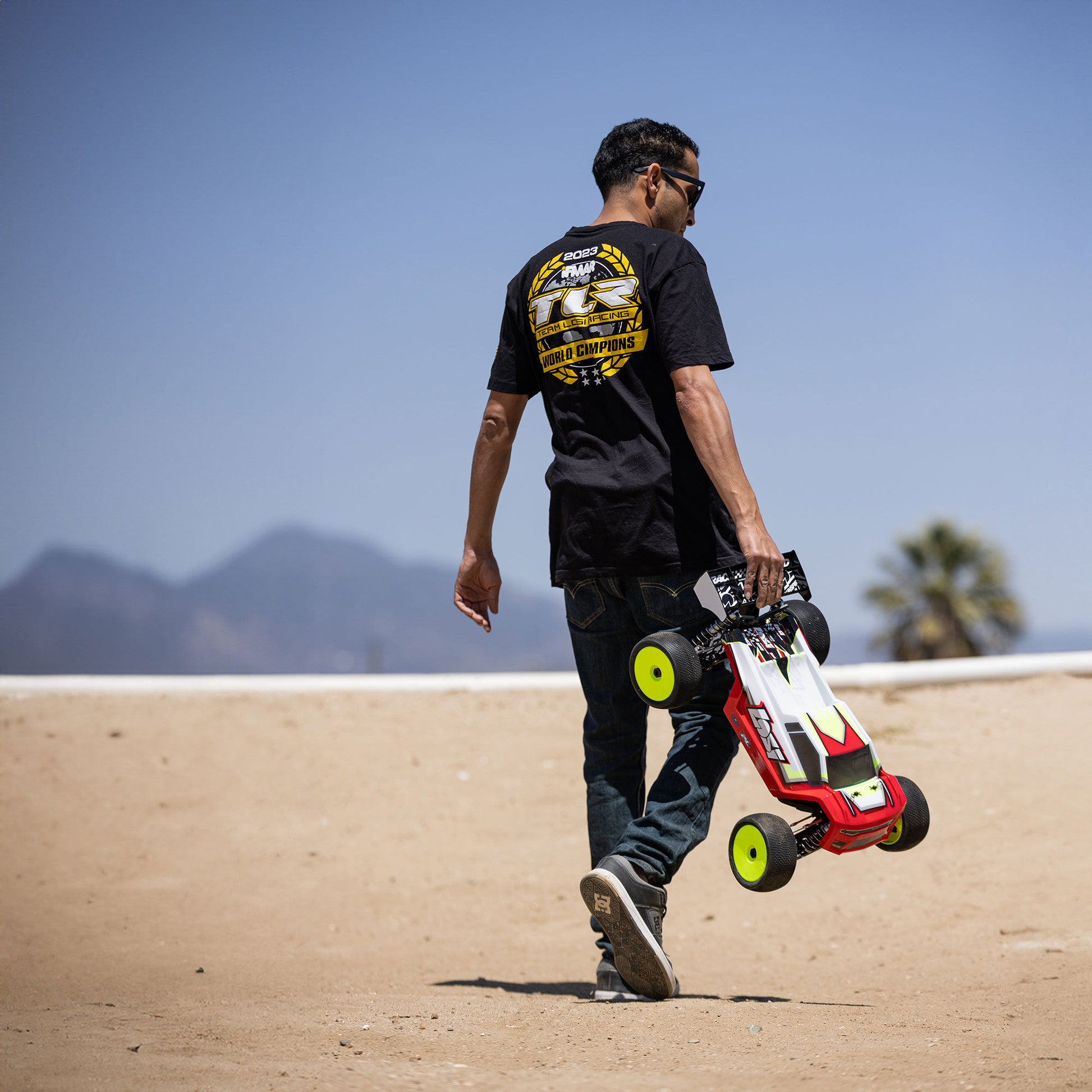 1/8 8IGHT-XTE 4WD Ready to Run (Unpainted) (LOS04020)_5