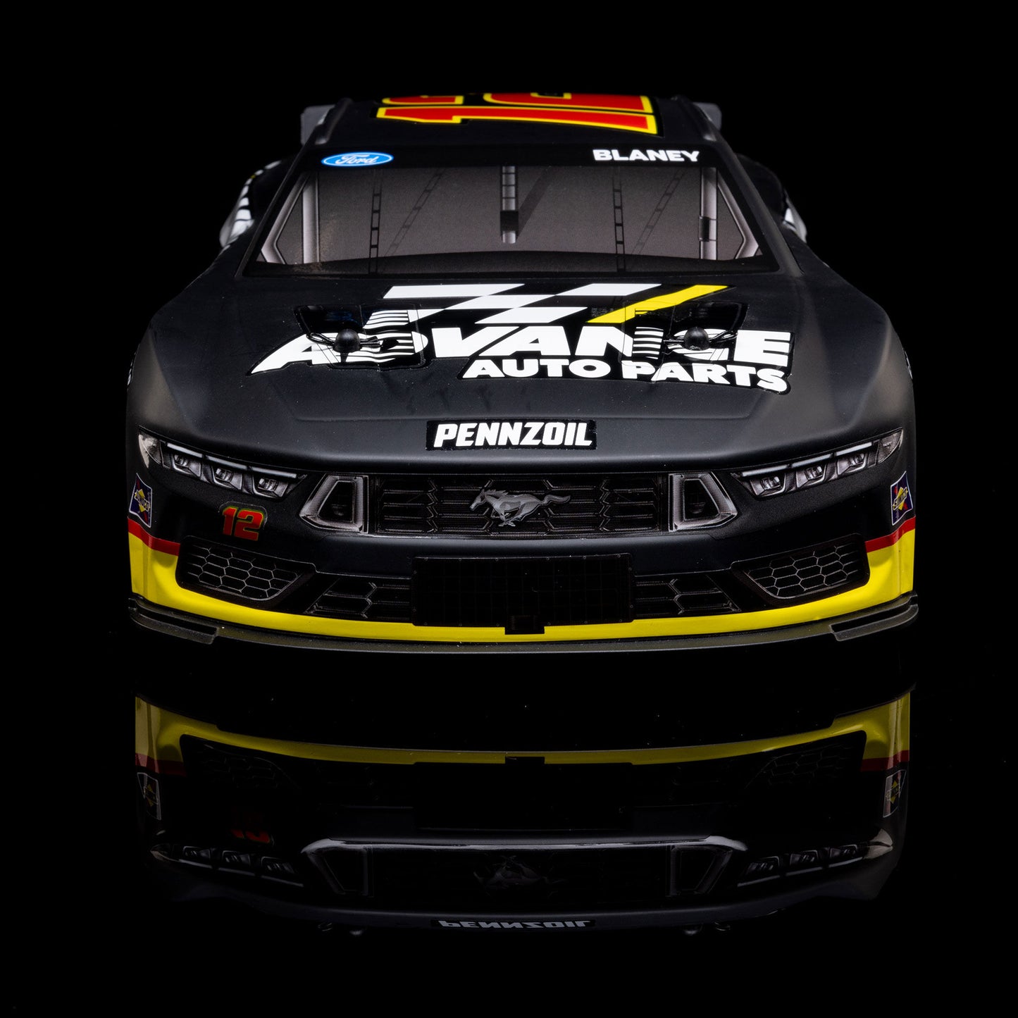 1/12 NASCAR RC Racecar Ready to Run with Battery and Charger (Ryan Blaney #12 Advanced Auto 2025 Ford Mustang) (LOS1122512)_13