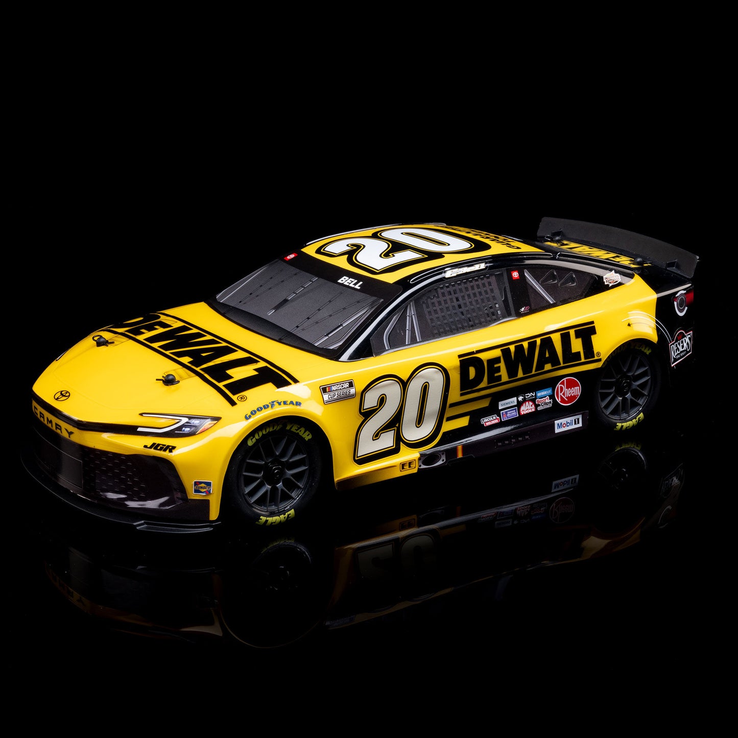 1/12 NASCAR RC Racecar Ready to Run with Battery and Charger (Christopher Bell #20 DeWalt 2025 Toyota Camry) (LOS1122520)_19