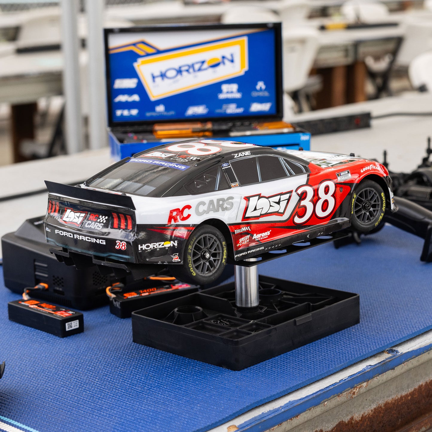 1/12 NASCAR RC Racecar Ready to Run with Battery and Charger (Zane Smith #38 Losi 2026 Ford Mustang) (LOS1122638)_16