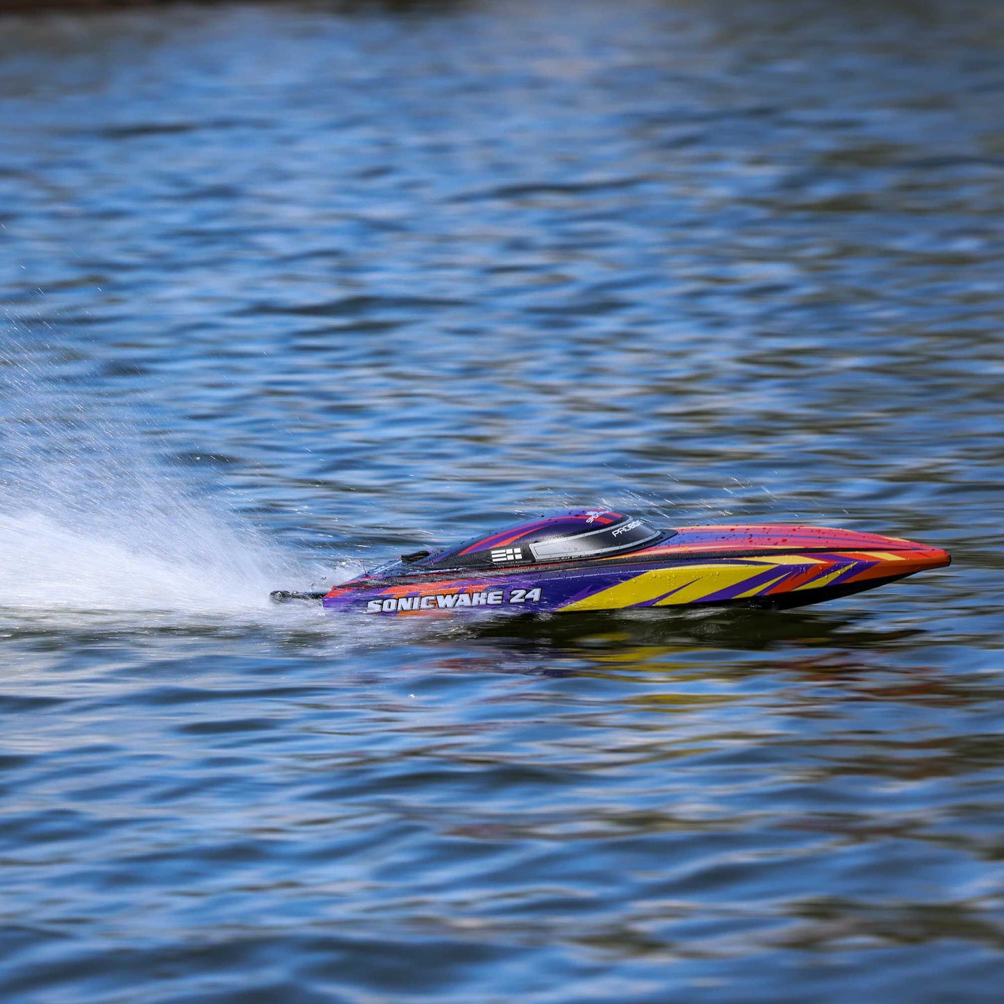 Sonicwake 24" Self-Righting Deep-V Ready to Run with Battery and Charger (Red) (PRB-1992T1)_5