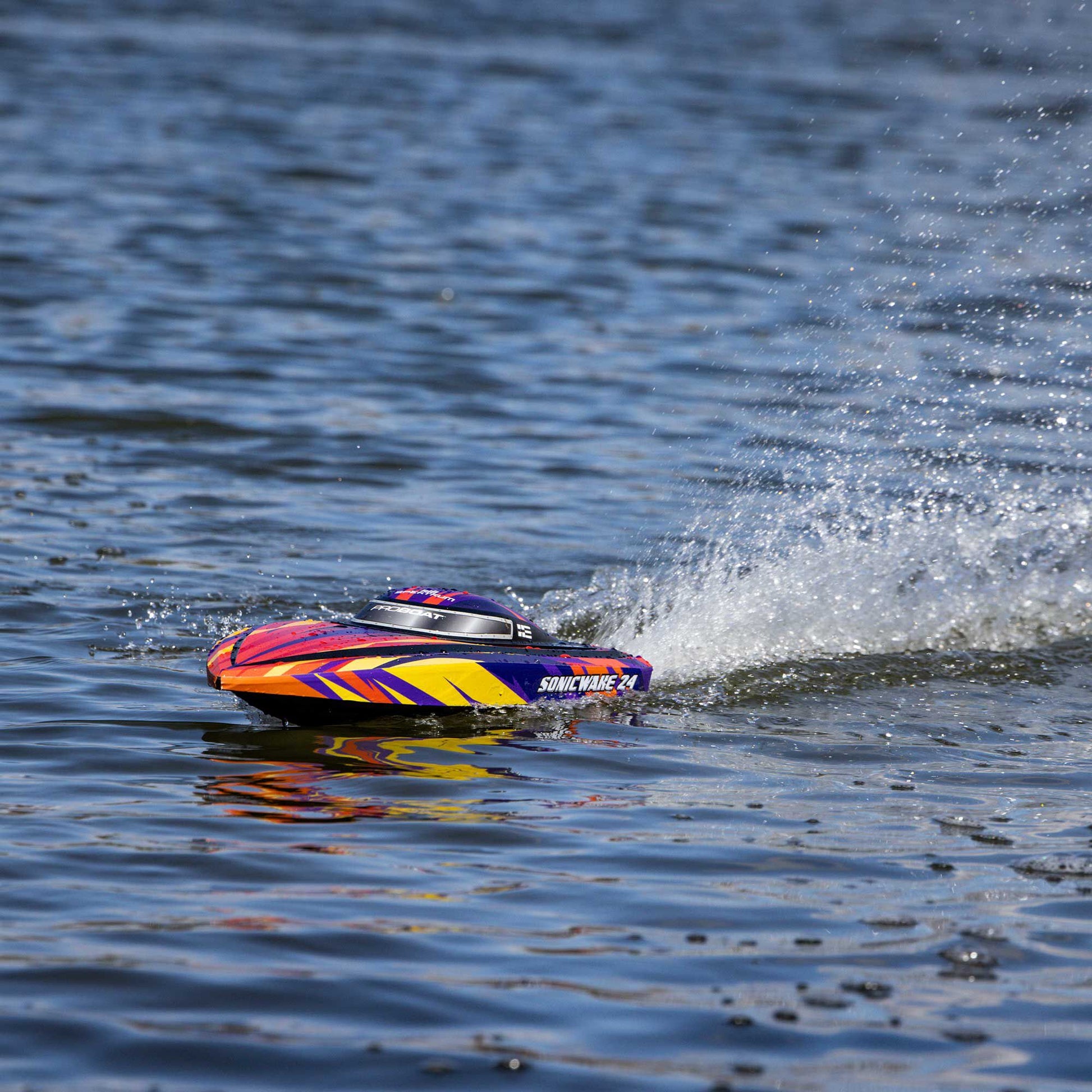 Sonicwake 24" Self-Righting Deep-V Ready to Run with Battery and Charger (Red) (PRB-1992T1)_2