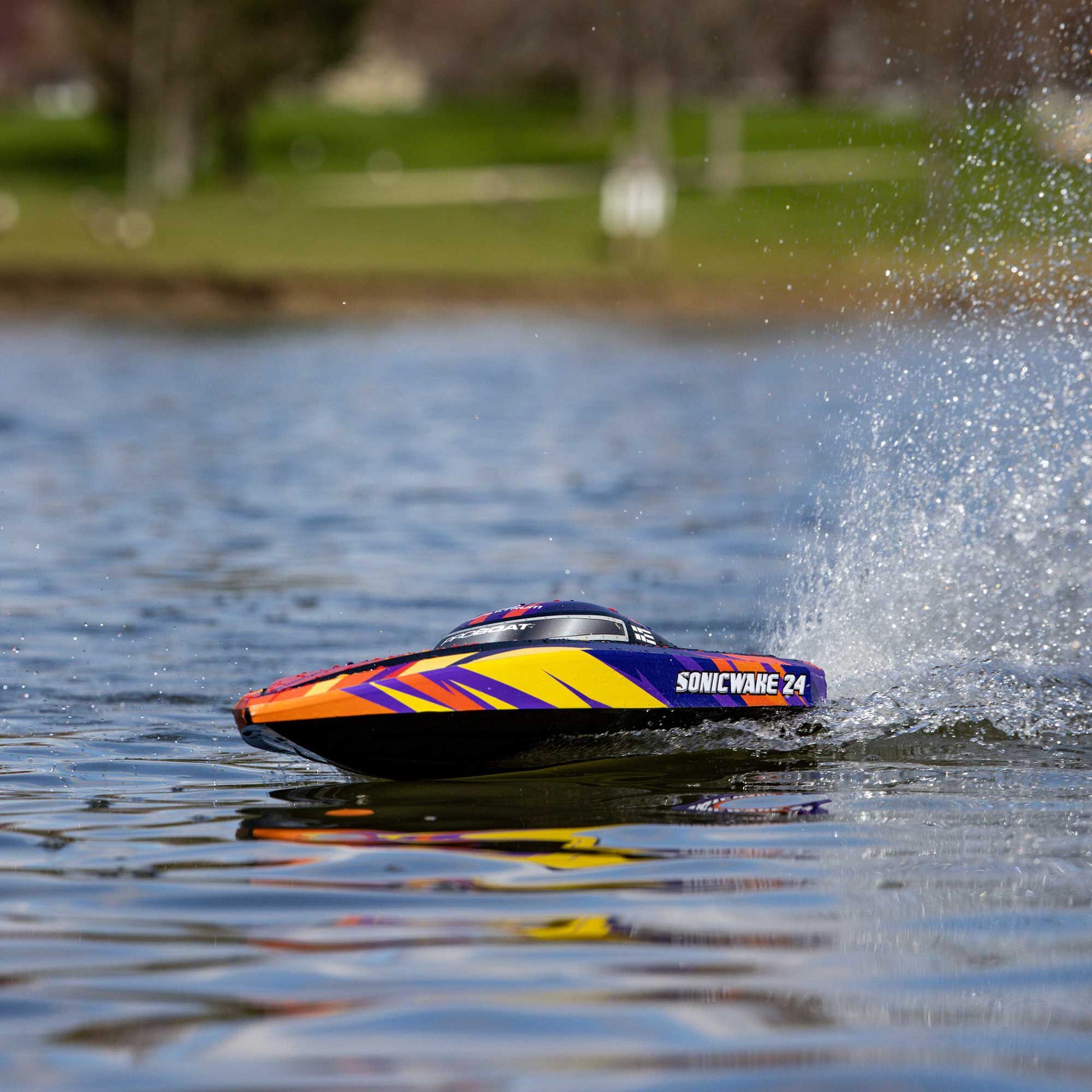 Sonicwake 24" Self-Righting Deep-V Ready to Run with Battery and Charger (Red) (PRB-1992T1)_22