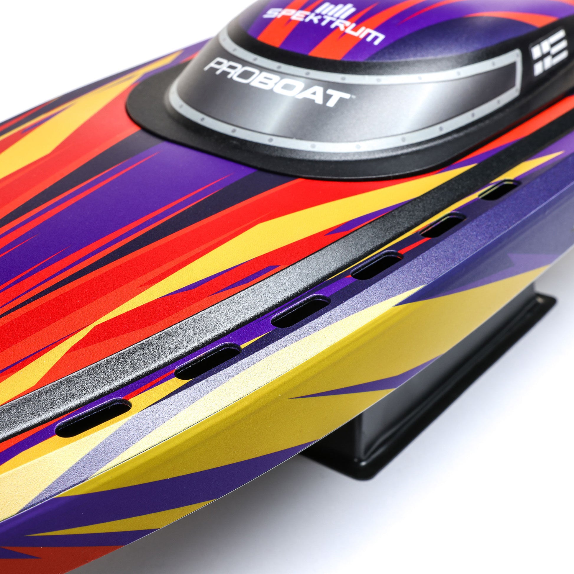 Sonicwake 24" Self-Righting Deep-V Ready to Run with Battery and Charger (Red) (PRB-1992T1)_19