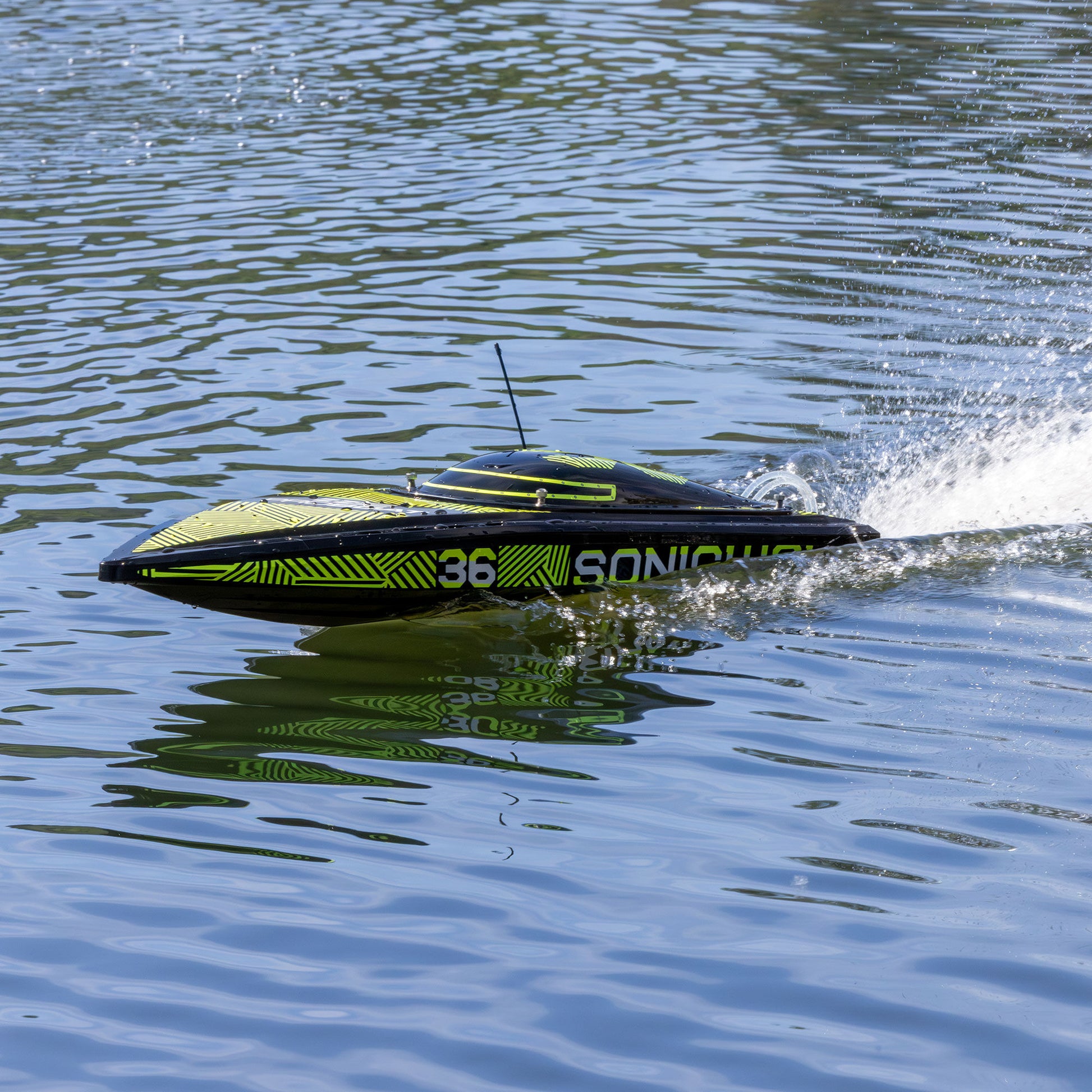 Sonicwake 36" V3 Self-Righting V-Hull Ready to Run (Black) (PRB-2171T1)_6