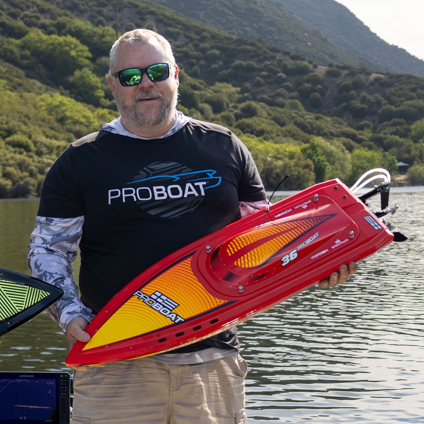Sonicwake 36" V3 Self-Righting V-Hull Ready to Run (Red) (PRB-2171T2)_27