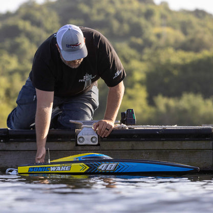 48" Super Sonicwake 8S Self-Righting Deep-V Ready to Run (PRB08052)_40
