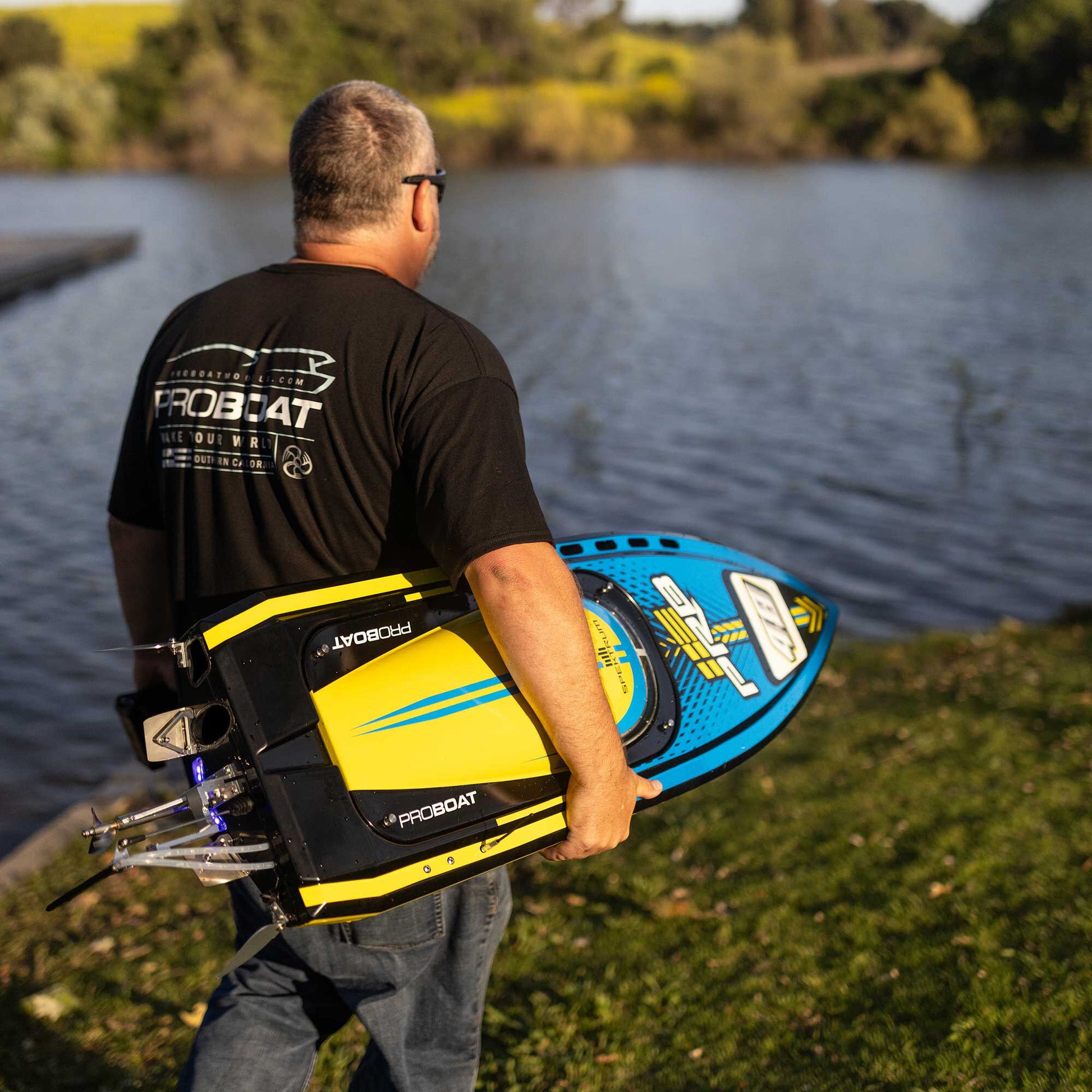 48" Super Sonicwake 8S Self-Righting Deep-V Ready to Run (PRB08052)_33