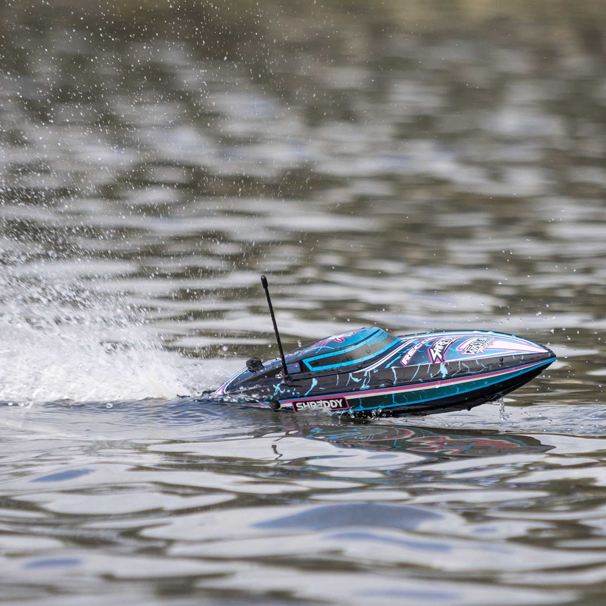 18" Recoil 2 Self-Righting Brushless Deep-V Ready to Run with Battery and Charger (Shreddy) (PRB08053T1)_6
