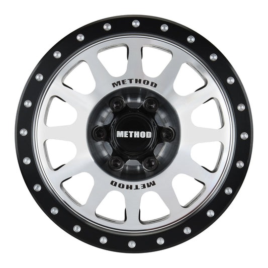 2.9" Aluminum Method 305 Silver Wheel Faces with +2 Offset for SCX6 (2) (PRO281400)_1