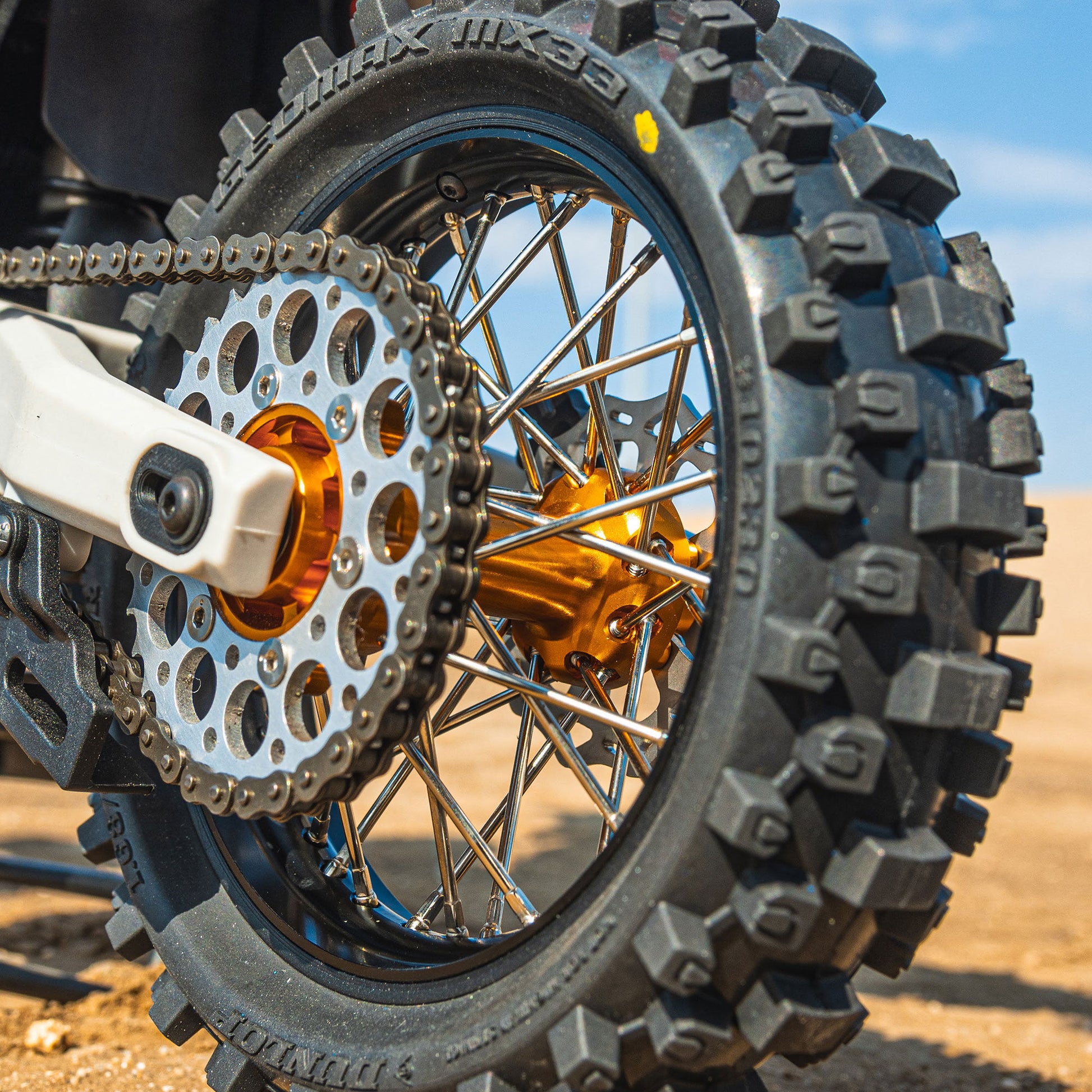 Aluminum Pro-Spec V2 Bead Black/Gold Assembled Rear Wheel 1/4 for Promoto-MX (PRO283700T3)_6