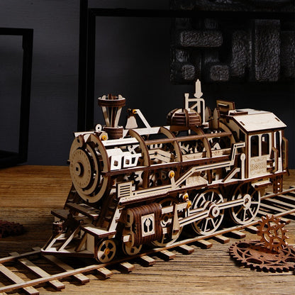 Steam Locomotive Wooden Model Kit Kit (ROELK701)