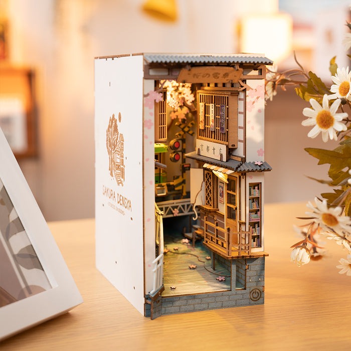 Sakura Densya Wooden Book Nook Wooden Model Kit (ROETGB01)