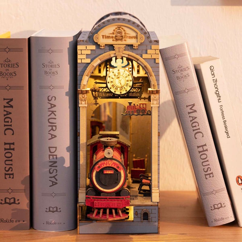Time Travel Book Nook Wooden Model Kit (ROETGB04)
