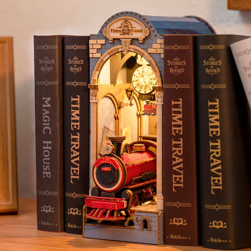 Time Travel Book Nook Wooden Model Kit (ROETGB04)