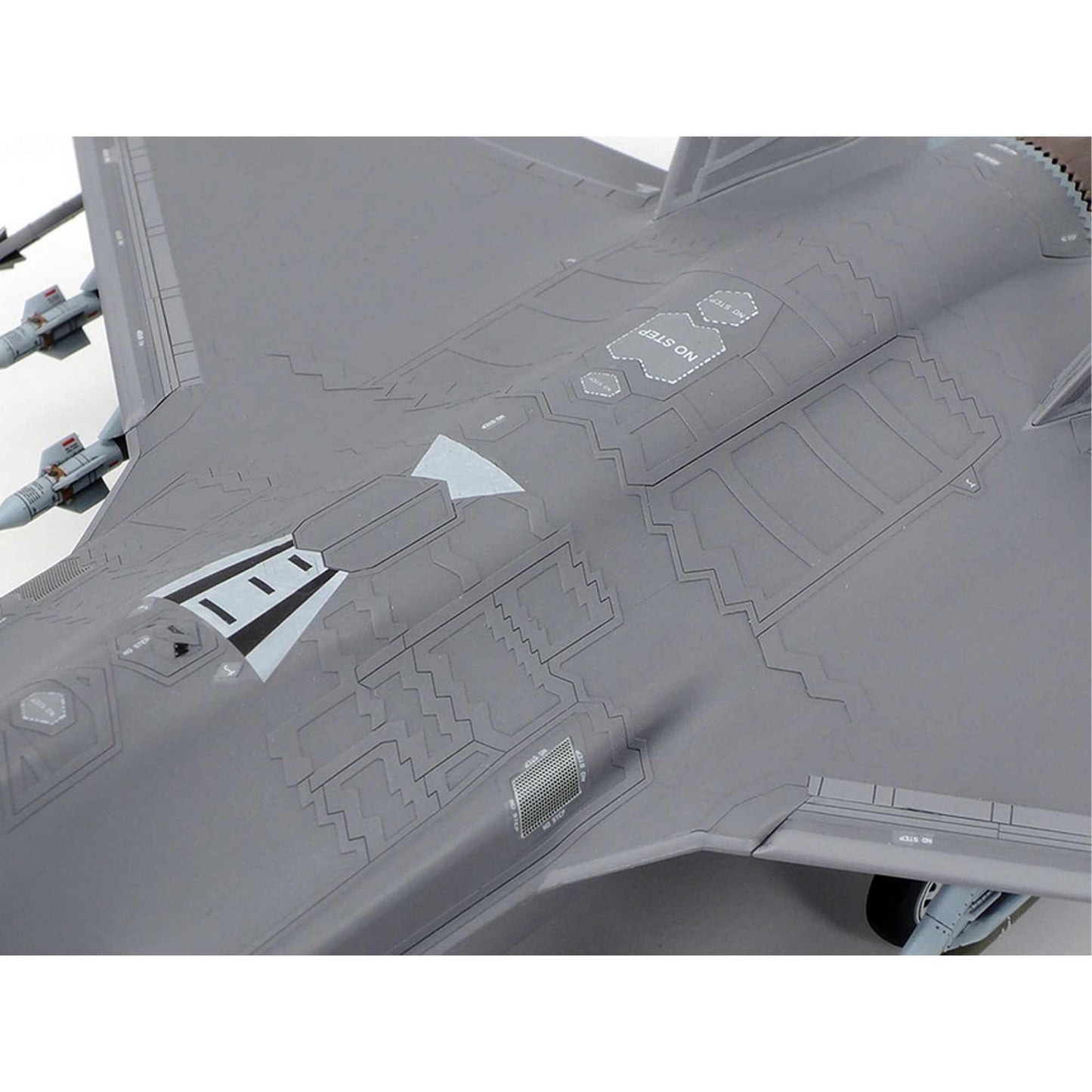 1/72 Lockheed Martin F-35 A Ligh (TAM60792)