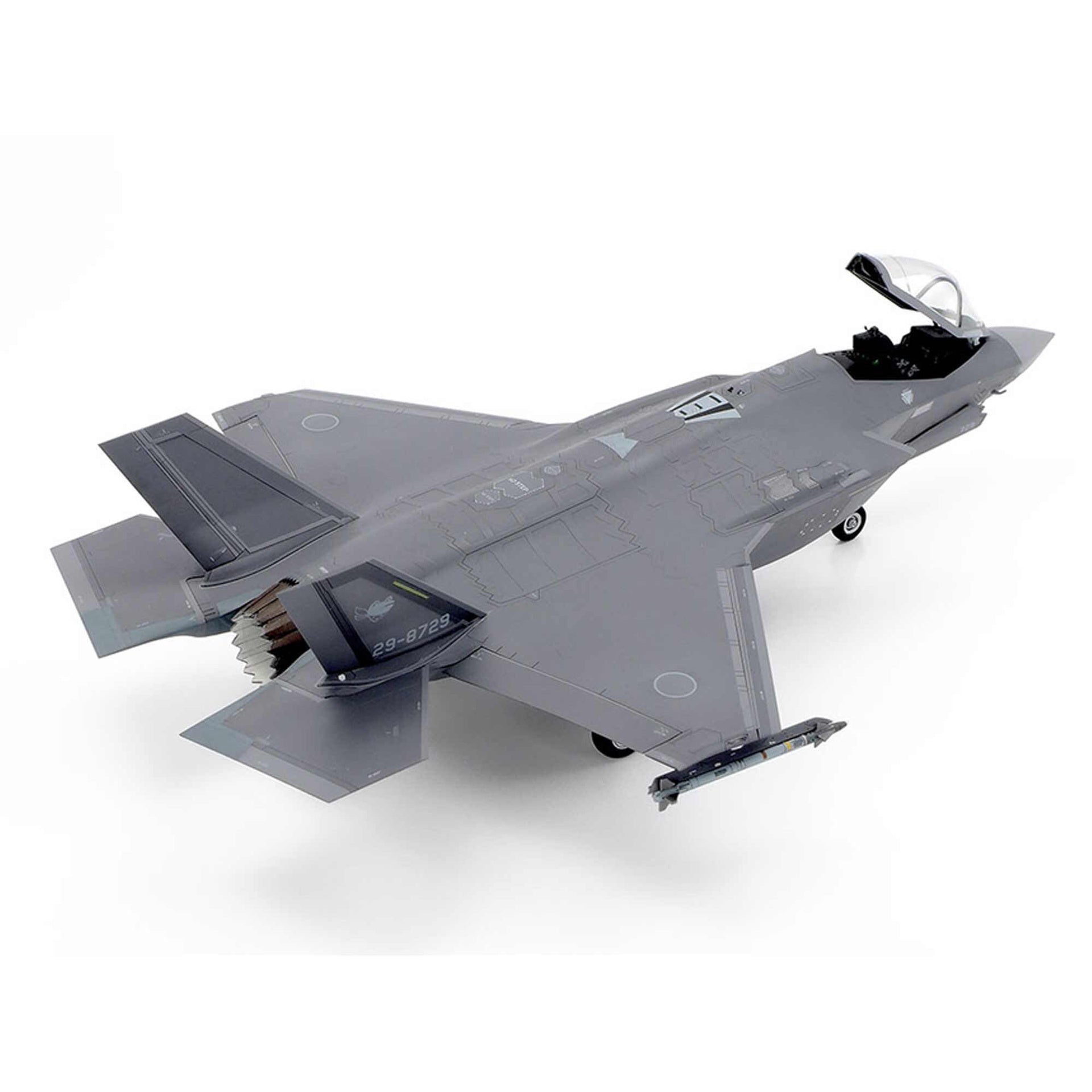 1/72 Lockheed Martin F-35 A Ligh (TAM60792)