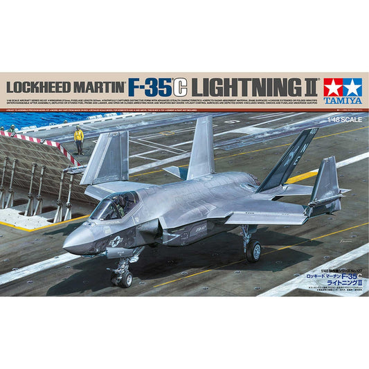 1/48 Lockheed Martin F-35C Lightning II Plastic Model Kit (TAM61127)