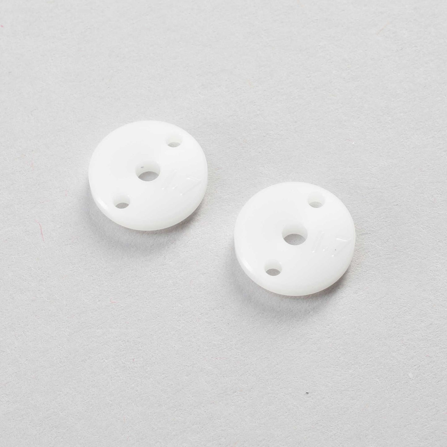 Machined Shock Pistons Thin 2 x 1.7mm (2 Pack) (TLR333016)