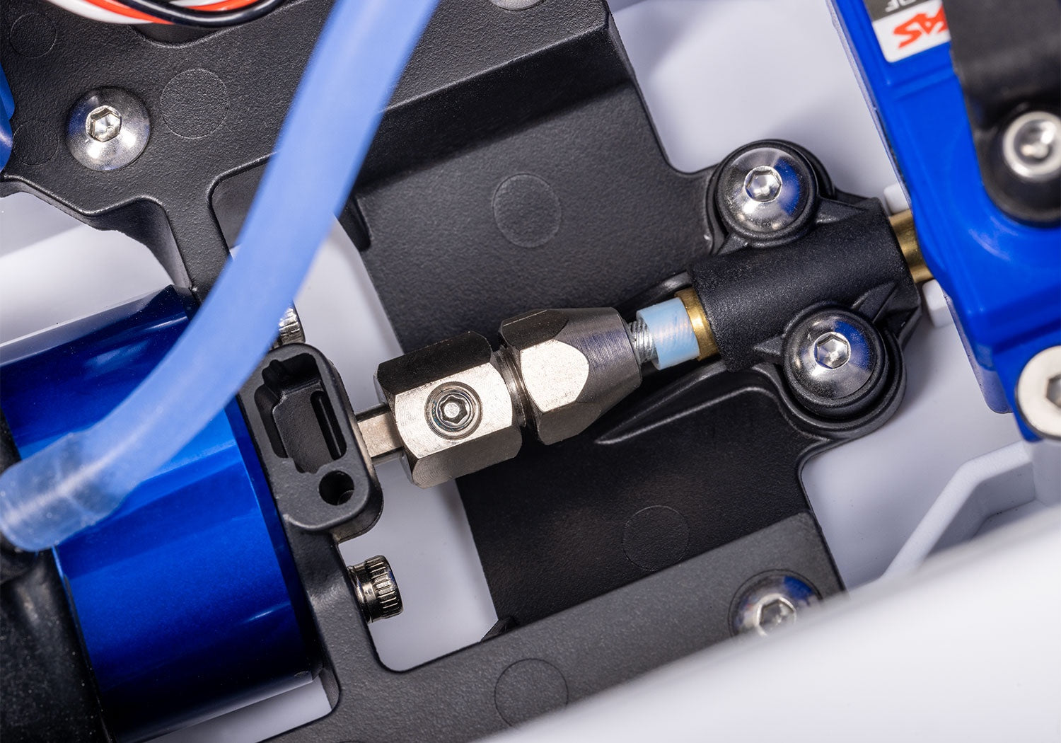 Spartan SR 36" Self-Righting Deep-V Ready to Run (Red) (TRA103076-4-RED)