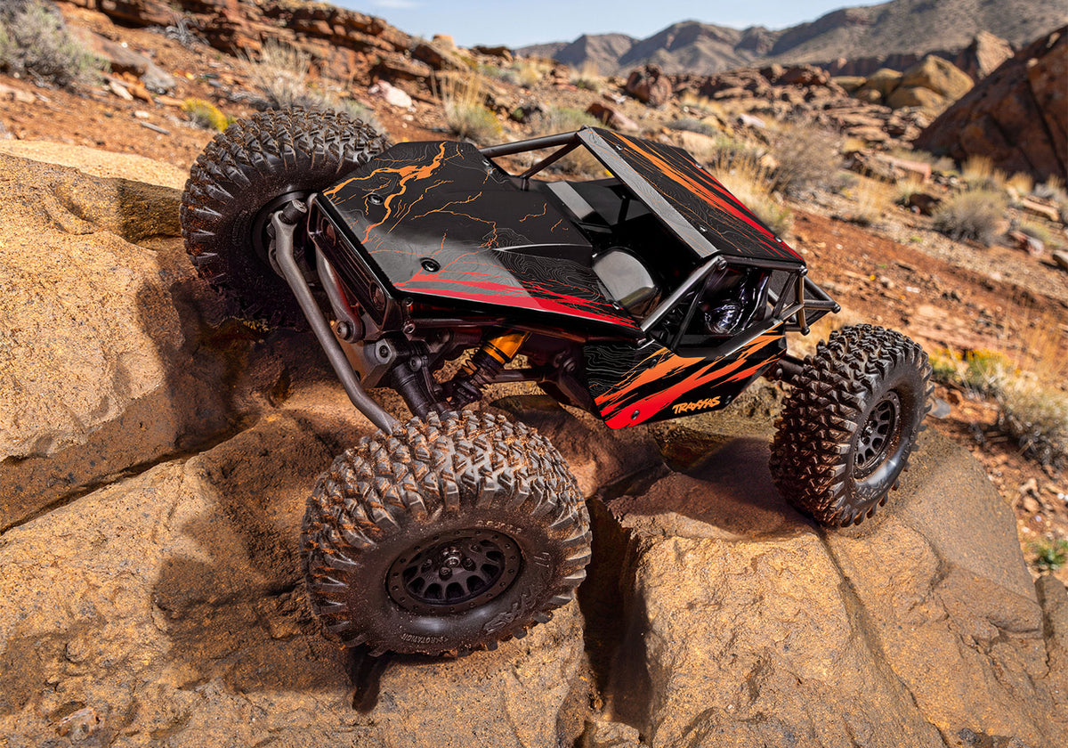 1/18 TXC-4M Exreme Crawler Ready to Run with Battery and Charger (Pink) (TRA120074-1-PINK)