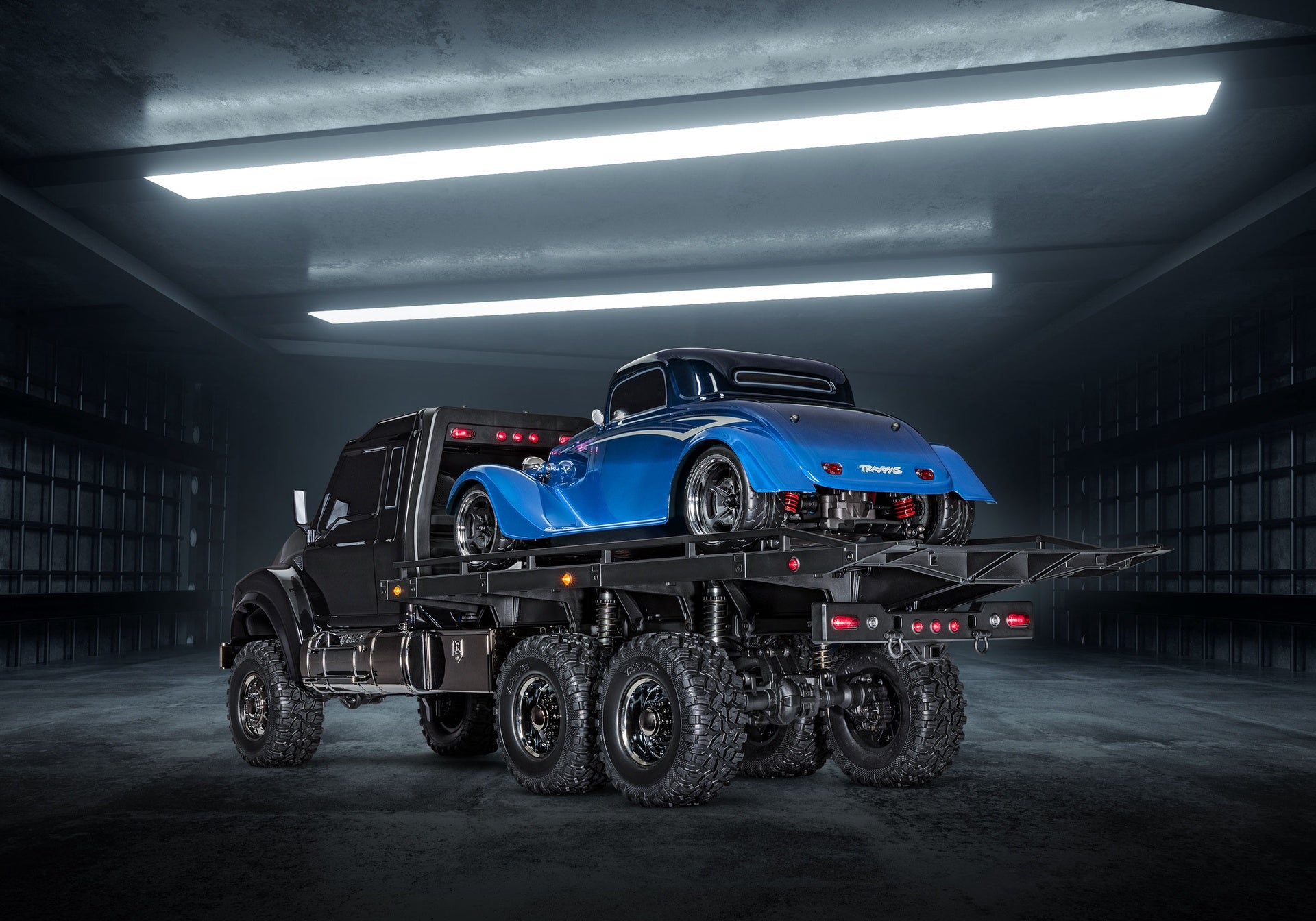 1/10 TRX-6 Ultimate Hauler Ready to Run (Black) (TRA88086-84-BLK)