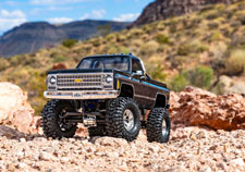 1/18 TRX-4M Chevrolet K10 High Trail Edition Ready to Run with Battery and Charger (Black) (TRA97064-1-BLK)