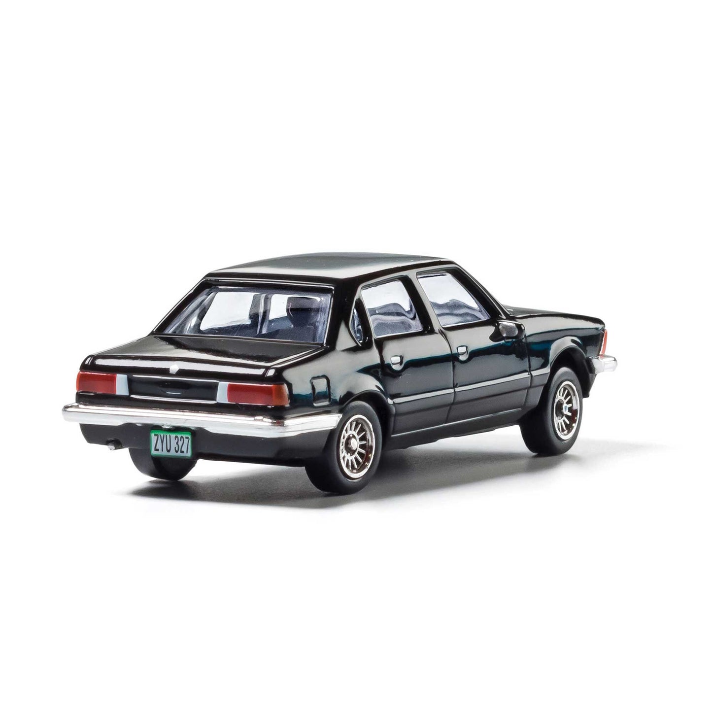HO Black Sedan (WOOAS5367)