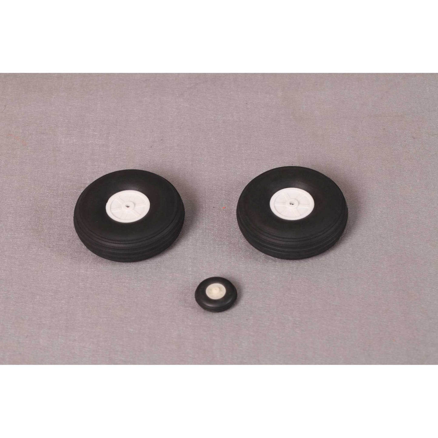Votec 322 Tire Set 1.4m (FMMRE116)