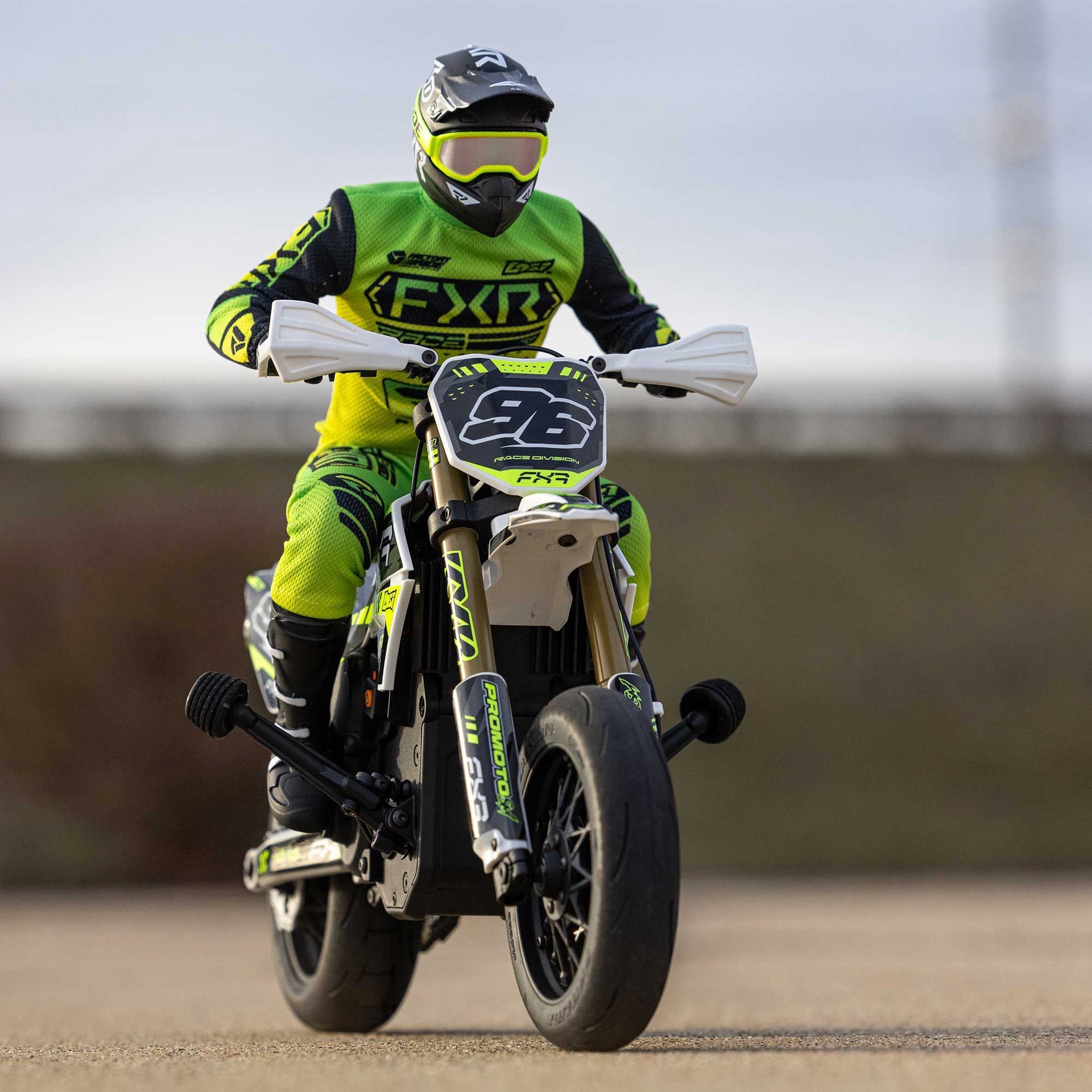 1/4 Promoto-SM Ready to Run with Battery and Charger (FXR) (LOS
