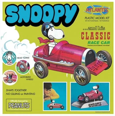 Snoopy and His Classic Race Car Snap-Together Motorized Plastic Model Kit (AANM6894)