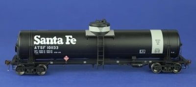 HO GATC Welded Tank Car Santa Fe #101133 (ALM1833)