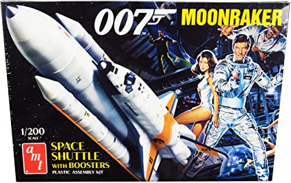 1/200 Moonraker Shuttle with Boosters James Bond Plastic Model Kit (AMT1208)