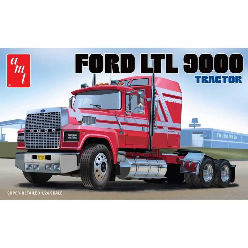 1/24 Ford LTL 9000 Tractor Plastic Model Kit (AMT1238)