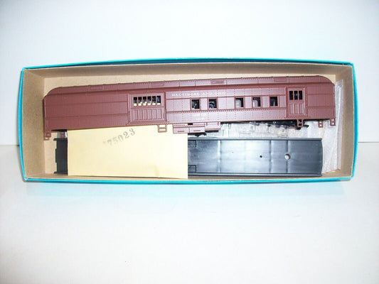 HO B&O Rail Post Office (RPO) Passenger Car Kit (ATH1151)