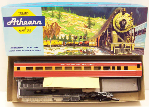 HO 72' Southern Pacific Daylight Streamlined Passenger Car Kit (ATH1818)