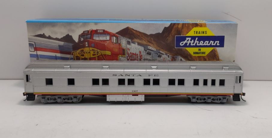 HO Santa Fe ATSF Silver STD Pullman Car #1367 Kit (ATH2460)