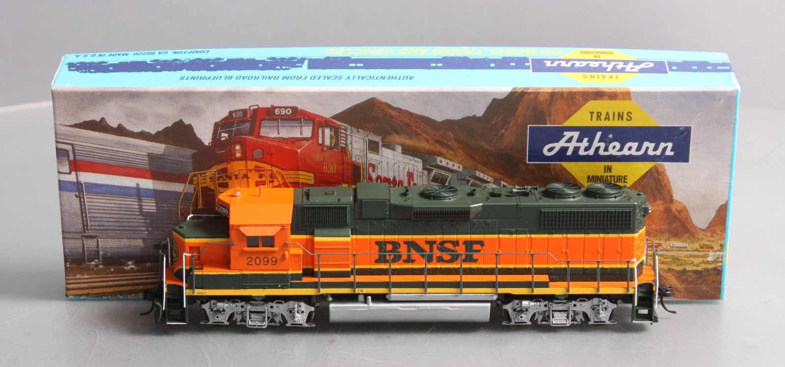 HO BSNF GP-38 Diesel Locomotive #2099 (ATH4619)